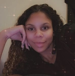 Meet your Posher, Rina